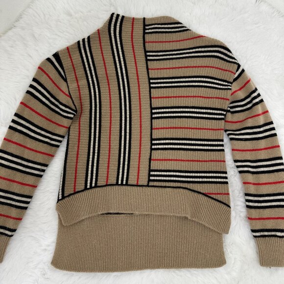 Burberry Sweaters & Knitwear for Kids - Picture 1 of 6